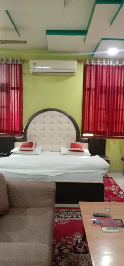 Jaya Palace Hotel By Wb Inn Dhaulpur Zewnętrze zdjęcie